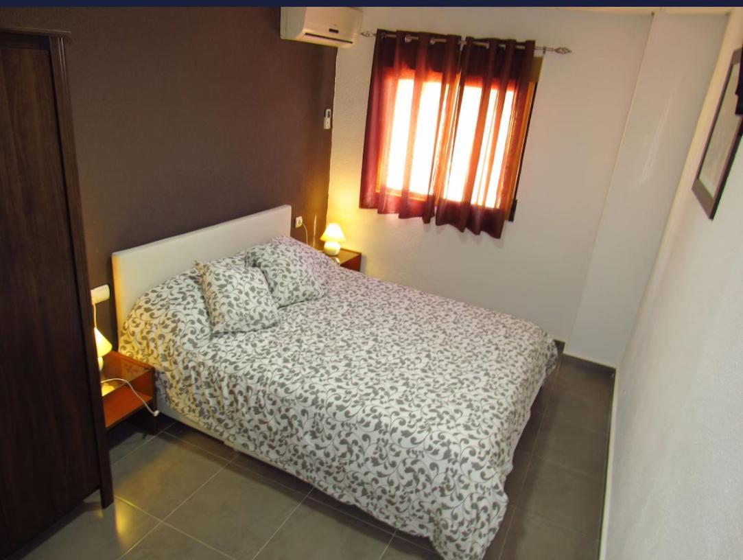 Hotel Restaurant Cau Blanch Useras Экстерьер фото