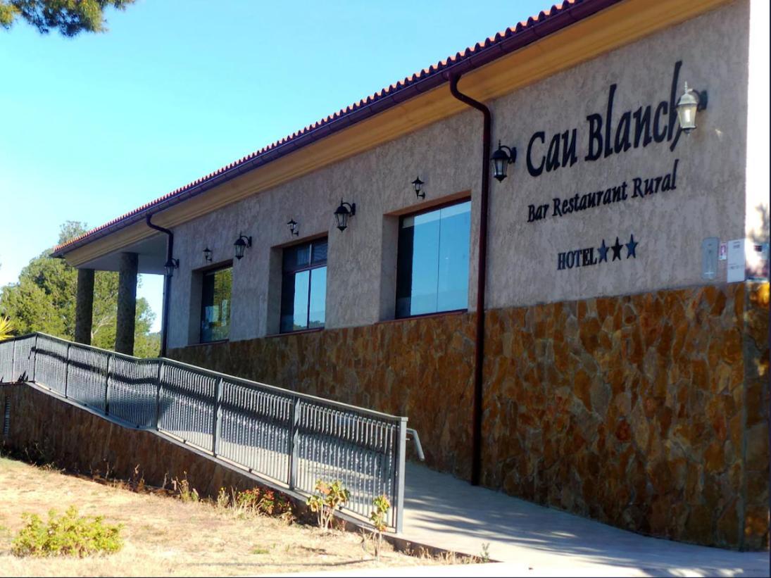 Hotel Restaurant Cau Blanch Useras Экстерьер фото