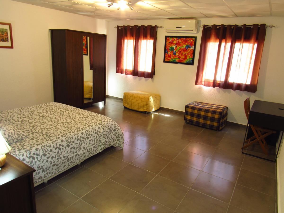 Hotel Restaurant Cau Blanch Useras Экстерьер фото