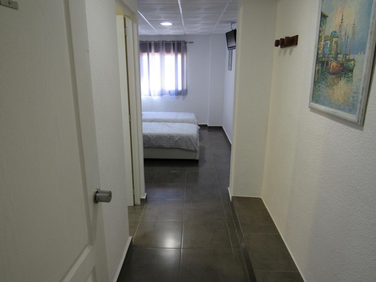 Hotel Restaurant Cau Blanch Useras Экстерьер фото