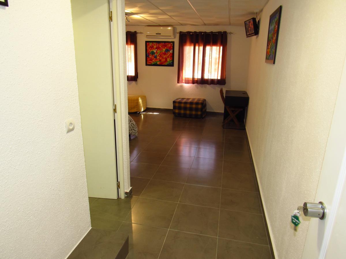 Hotel Restaurant Cau Blanch Useras Экстерьер фото